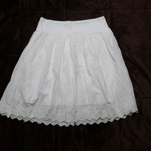 Pleated white skirt